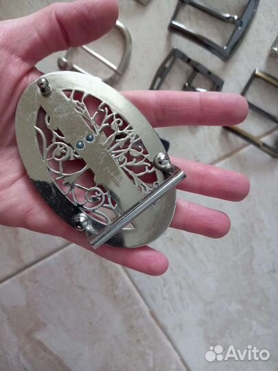 Продам пряжки от поясов