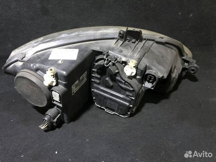 Фара левая галоген Seat Leon 2 2005-2009