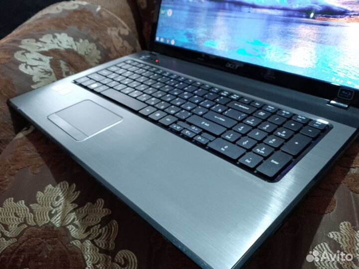 Ноутбук acer 4-ядерный процессор AMD память 8гб