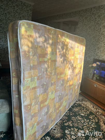 Матрас 160х200 бу