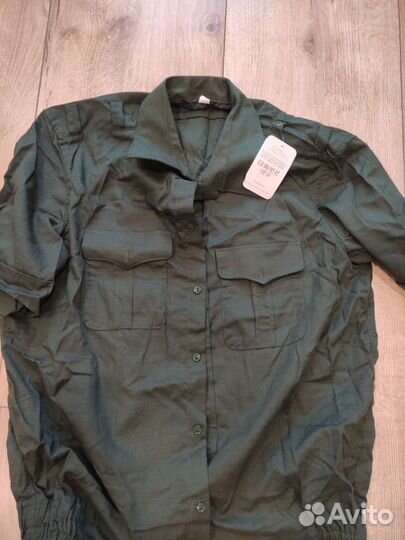 Рубашка офисная зеленая с коротким рукавом