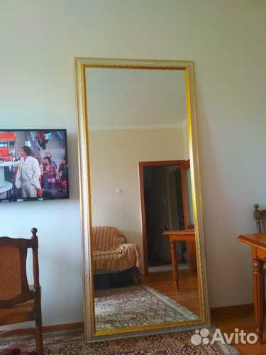Зеркало большое в раме