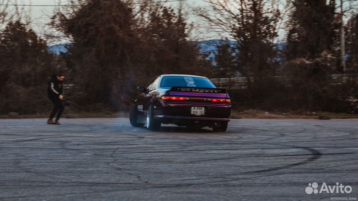 Бампер задний Toyota mark 2 90