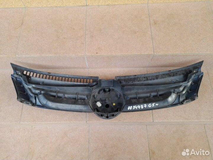 Решетка радиатора передняя Vw Golf Plus