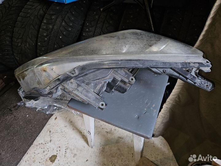 Фара передняя правая на opel astra h рестайлинг