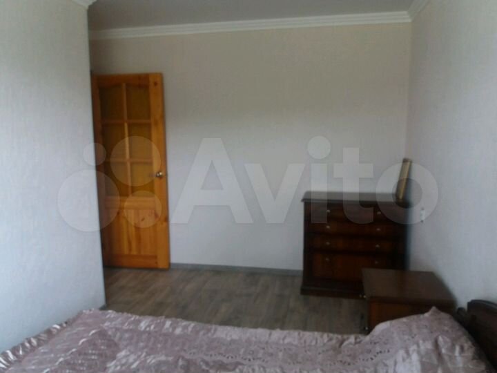 4-к. квартира, 79,4 м², 1/3 эт.