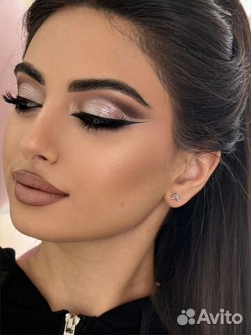Услуги макияжа на Авито