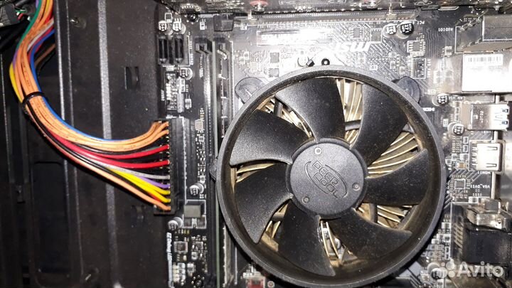 Процессор Intel Pentium Gold G5400