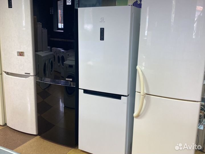 Холодильник No Frost на Гарантии