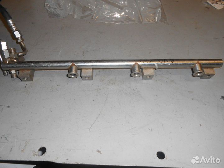 Рейка топливная (рампа) (Audi Q7)