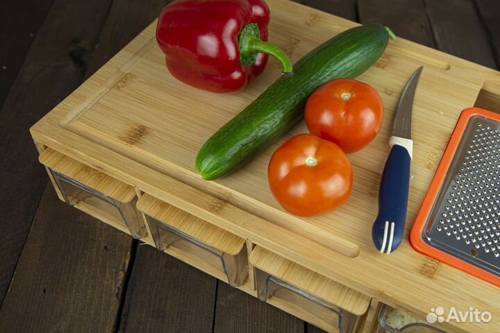 Разделочная доска с контейнерами и терками, дерево