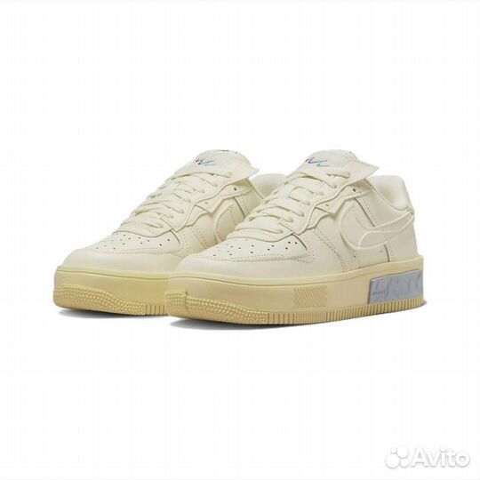 Женские кроссовки Nike Air Force 1 Low 