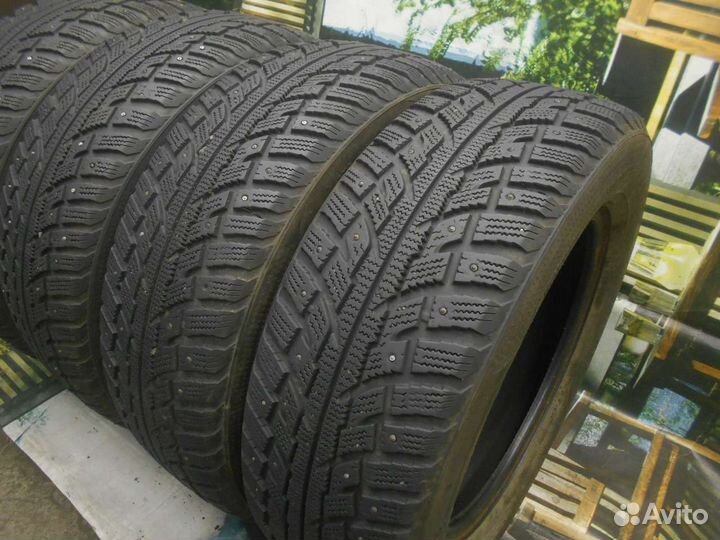 Kumho I'Zen RV Stud KC16 225/65 R17