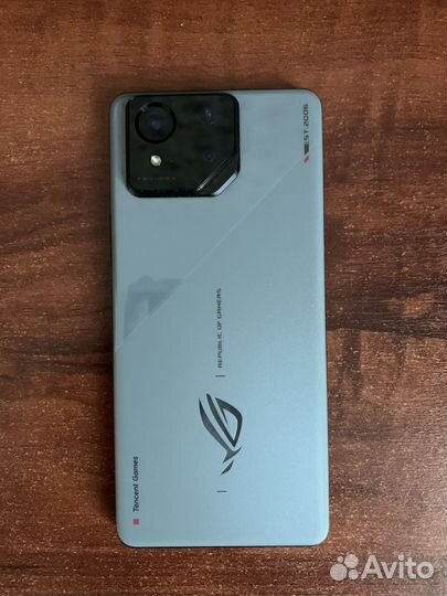 ASUS ROG Phone 8, 12/256 ГБ