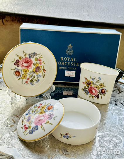 Шкатулка ваза фарфор Royal Worcester винтаж Англия