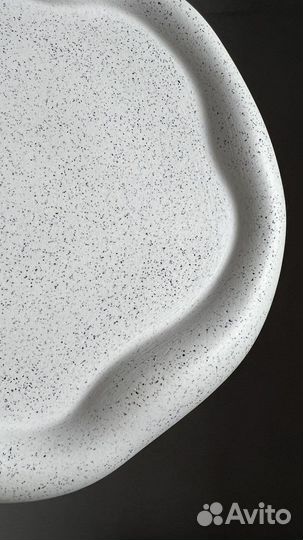 Поднос из архитектурного бетона