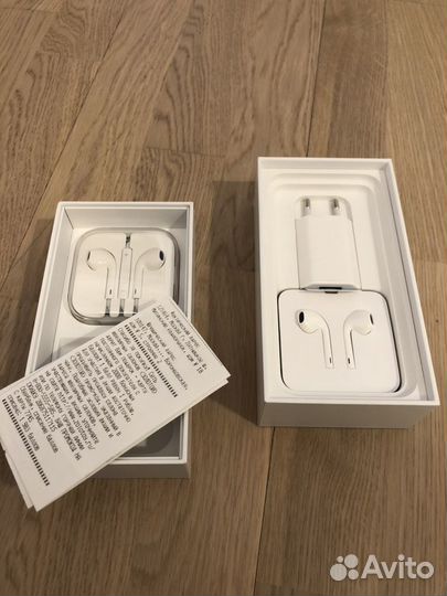 Коробки и ремешки iPhone, EarPods, Apple Watch