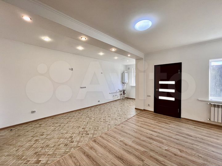 Дом 45 м² на участке 4 сот.