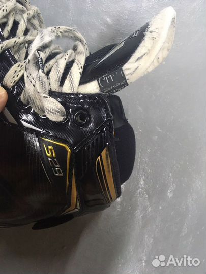 Хоккейные коньки bauer