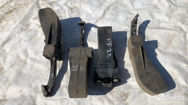 Ограничитель дверной Фольксваген Туарег NF 2015 г