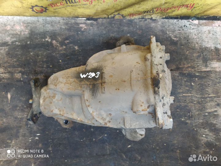 Редуктор задний Mercedes-Benz W203