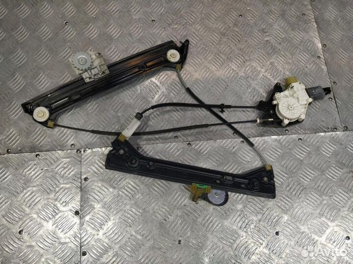 Стеклоподъемник левый Bmw 228I