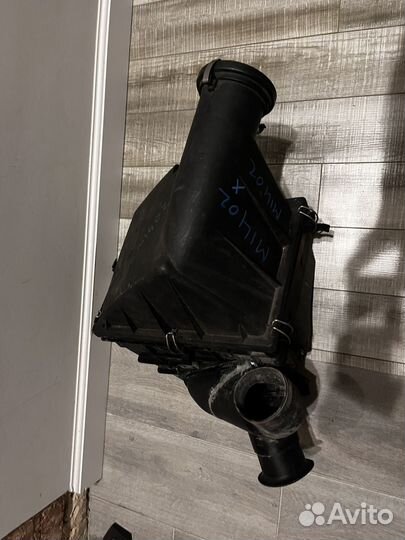 Корпус воздушного фильтра mercedes clk w208