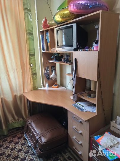 Компьютерный стол