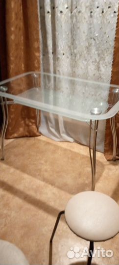 Кухонный стол