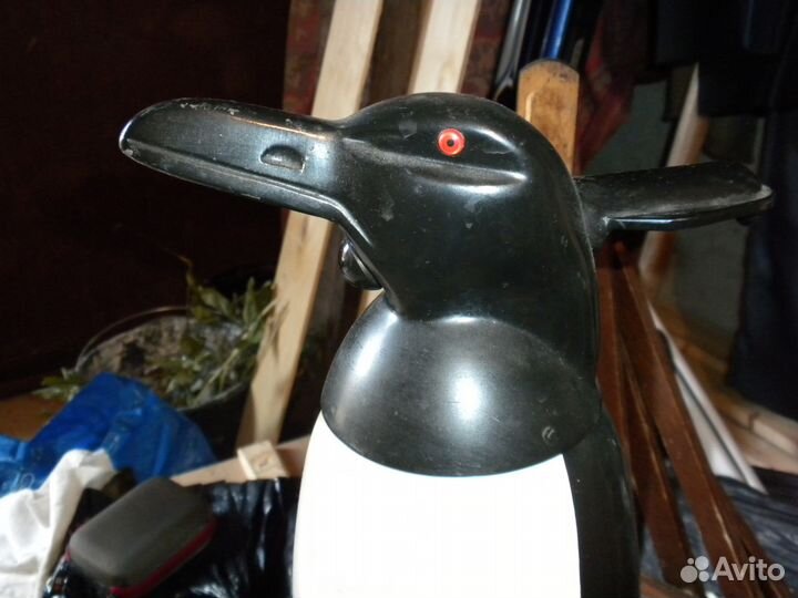 Сифон в форме пингвина