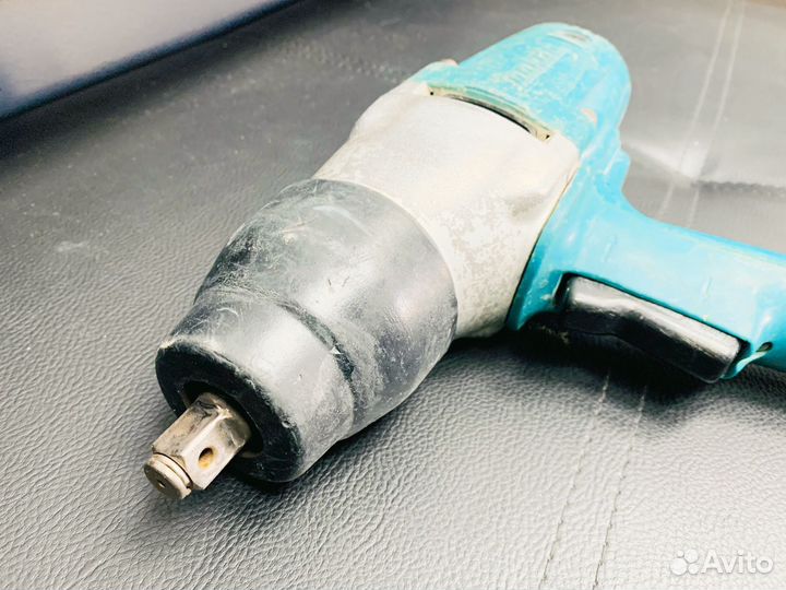 Гайковерт Makita tw0350 (L)