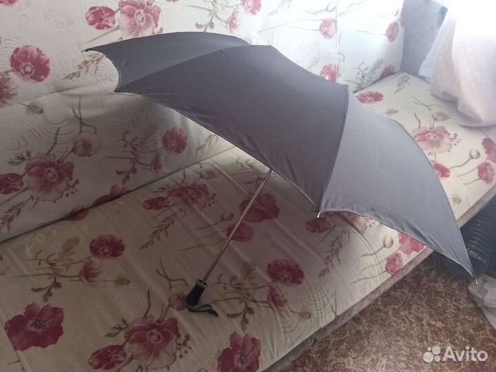 Зонт чёрный большой