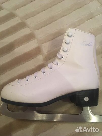 Коньки фигурные