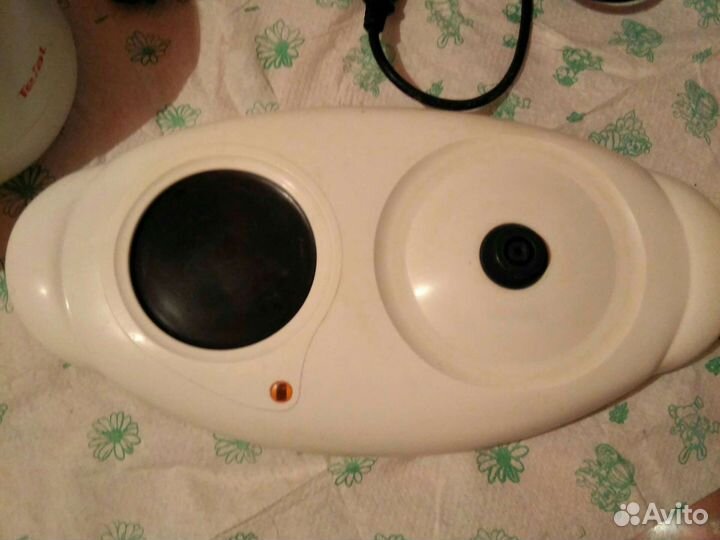 Чайник tefal 2200 ватт на запчасти, протекает