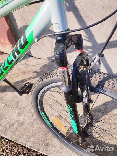 Велосипед горный подростковый