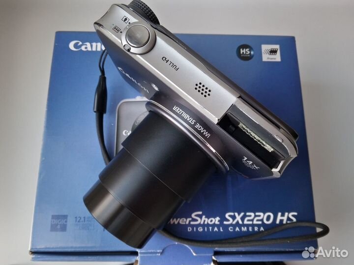 Компактный 14x ультразум Canon Япония FullHD видео