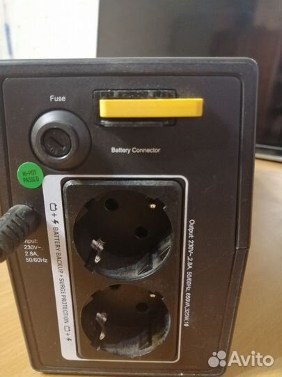Ибп APC Back-UPS 650