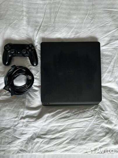 Sony PS4 slim