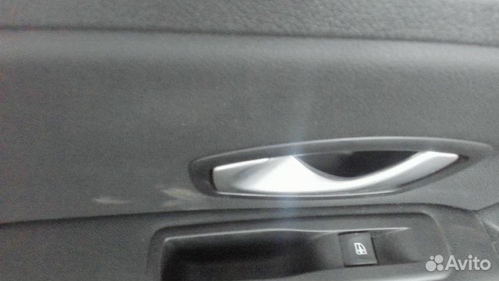 Дверь боковая Renault Laguna 3 2009, 2008