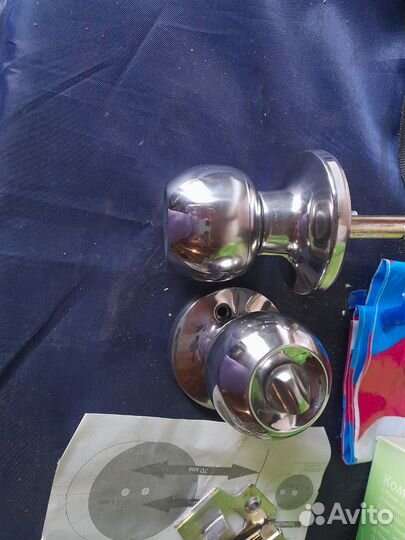 Дверная ручка