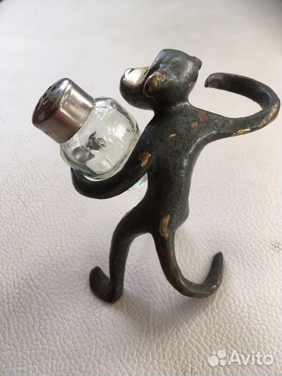 Обезьянка подставка под солонки