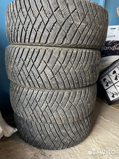 Goodyear Ultra Grip Ice Arctic 2 SUV 235/55 R18