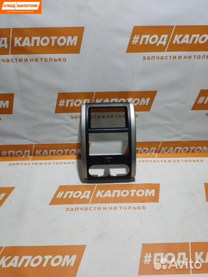 Консоль салона (центральная часть) Nissan X-Trail