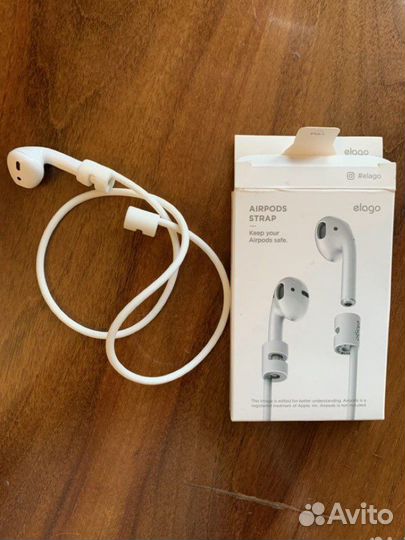 Держатель для наушников EarPods