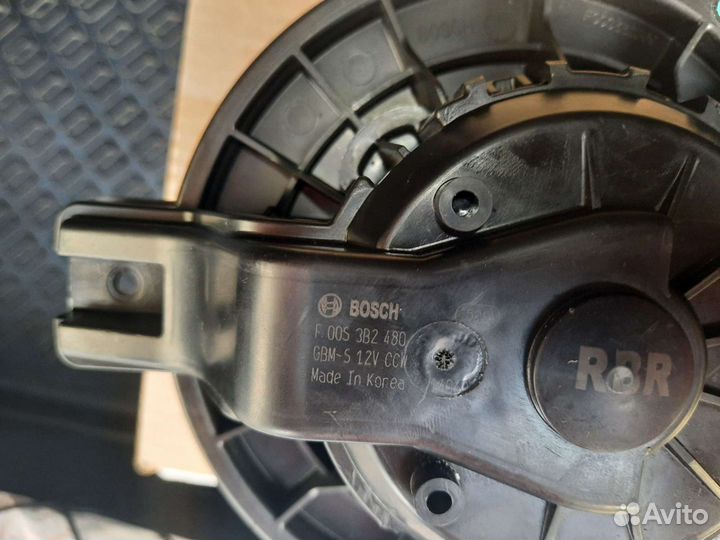 Моторчик печки Kia Rio 3 / Hyundai Solaris