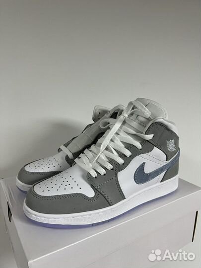 Кроссовки Nike Air Jordan 1 Wolf Grey Aluminium