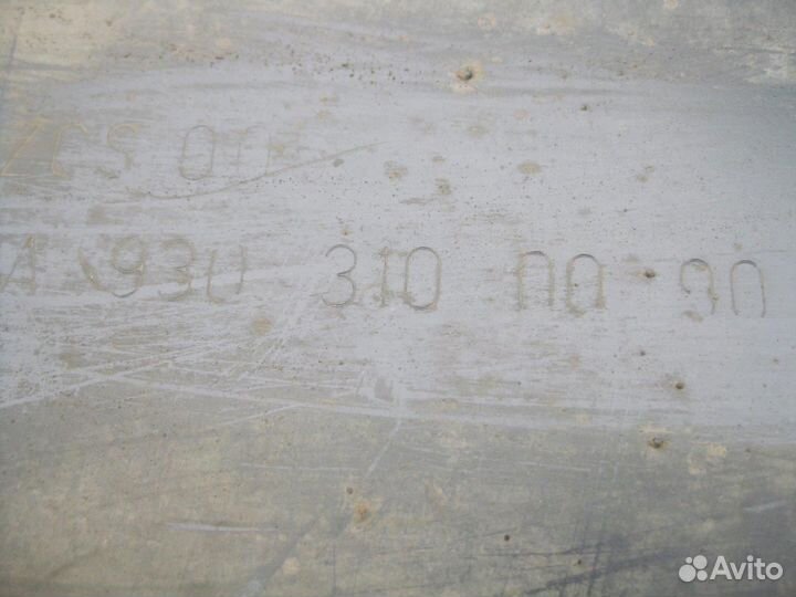 Кронштейн усилителя бампера левый 9303100090 merce