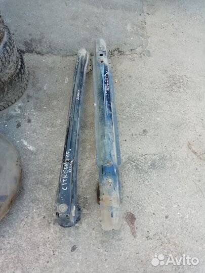 Усилитель бампера передний задний Ситроен С5 2001