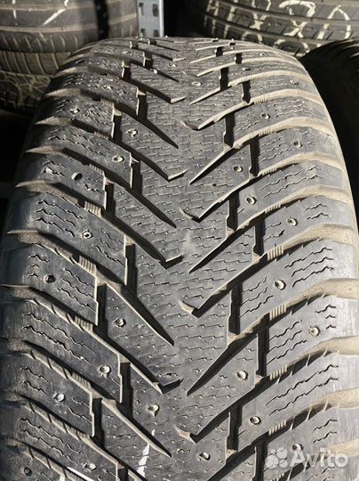 Nokian Tyres Hakkapeliitta 8 SUV 285/50 R20 116T