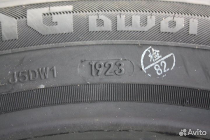 DoubleStar DW01 225/60 R18 100Q